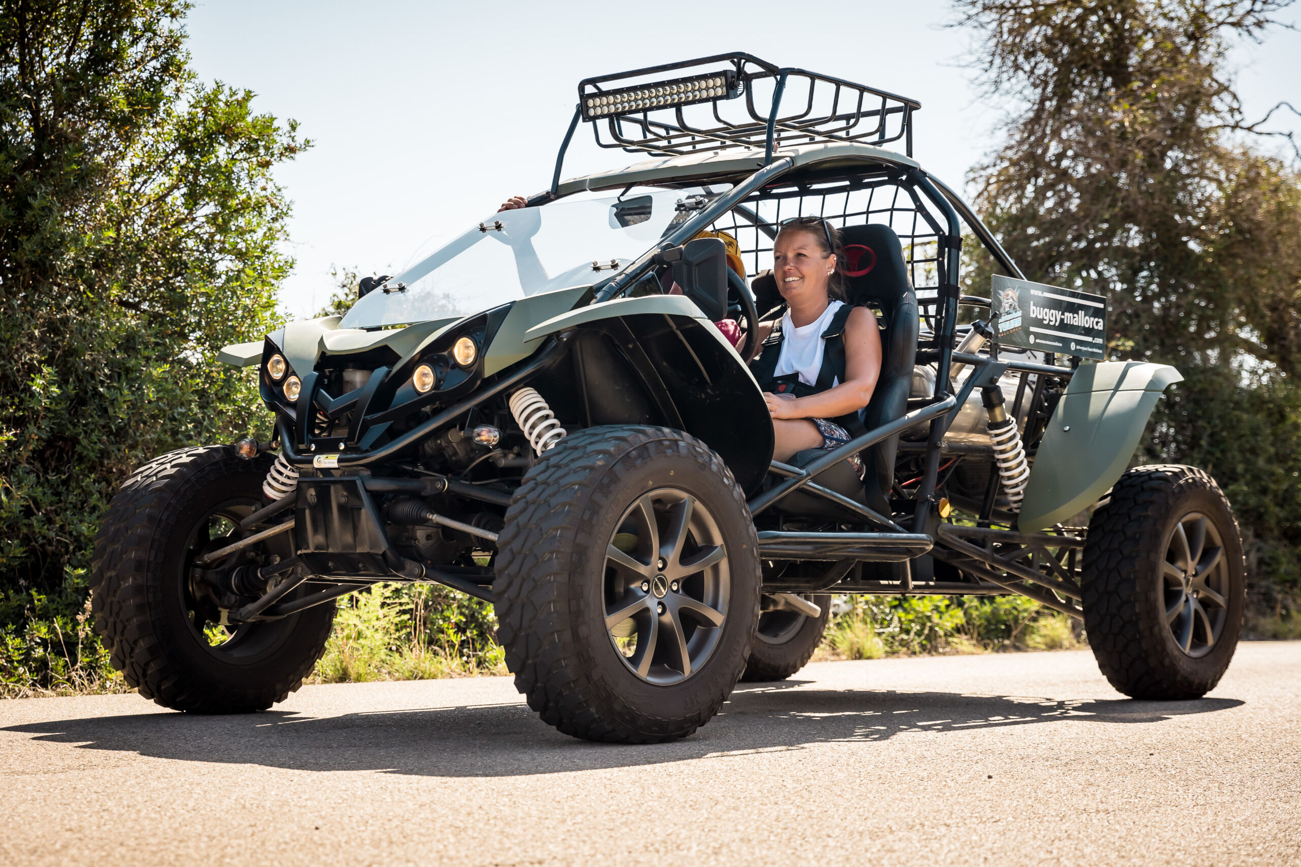 Location de buggy à Majorque – buggy Renli sur la route